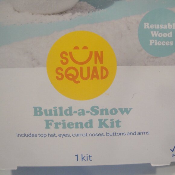 Sun Squad Build A Snow Friend Kit 13 Piece Reusable Set New in Mesh bag - Picture 2 of 6